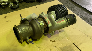 MERCEDES BENZ W156 GLA45AMG M133 980 2016 ENGINE TURBOCHARGER