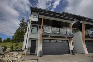Come face-to-face with luxury homes for sale Kelowna