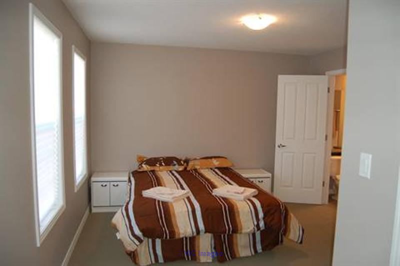 Furnished 1 Bedroom 1 Bathroom Unit Available/Downtown