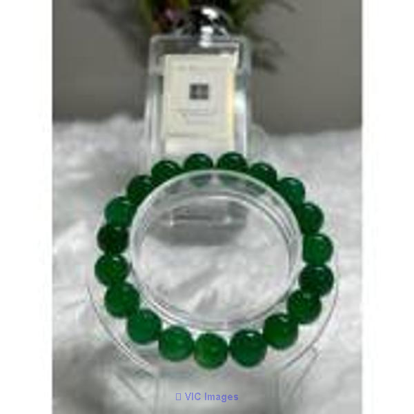 Unveiling Nature's Beauty: Dazzling Gold and Diamonds Green Jade Brace
