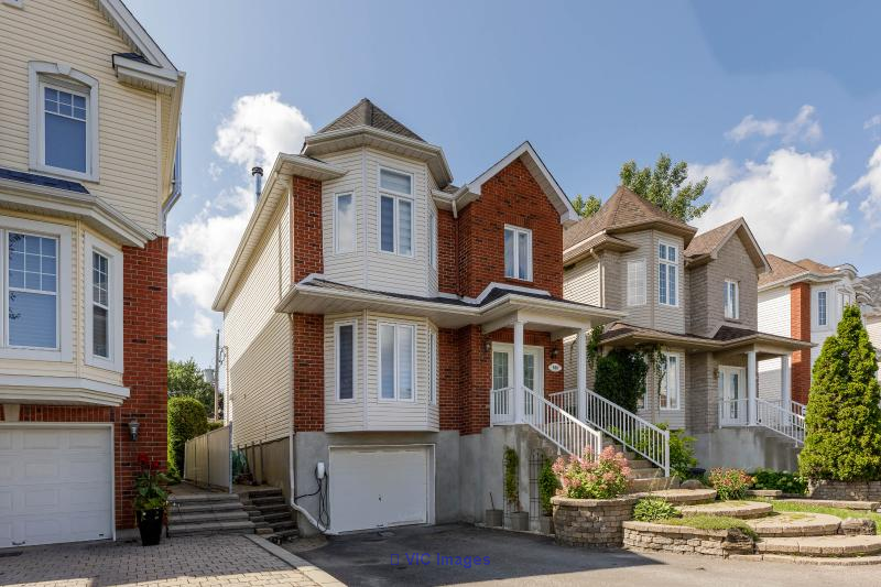 Un chez-nous à vendre à Ste-Rose  (Laval)