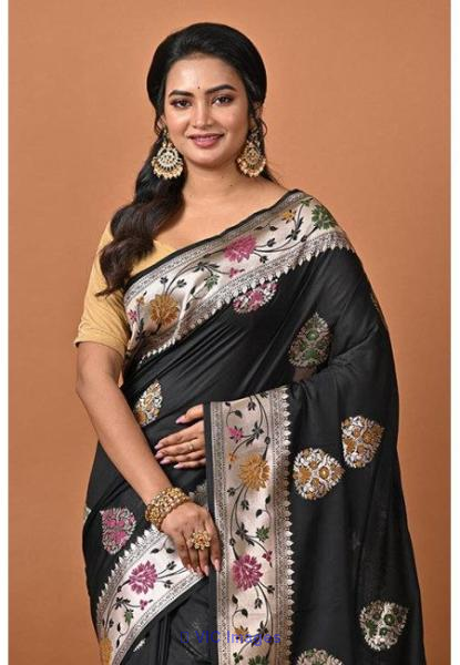 Gorgeous Indian clothes for you in the USA!