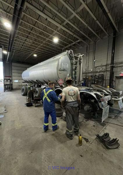 Top-Rated Truck and Trailer Repair Shop in Edmonton | SRB Equipment