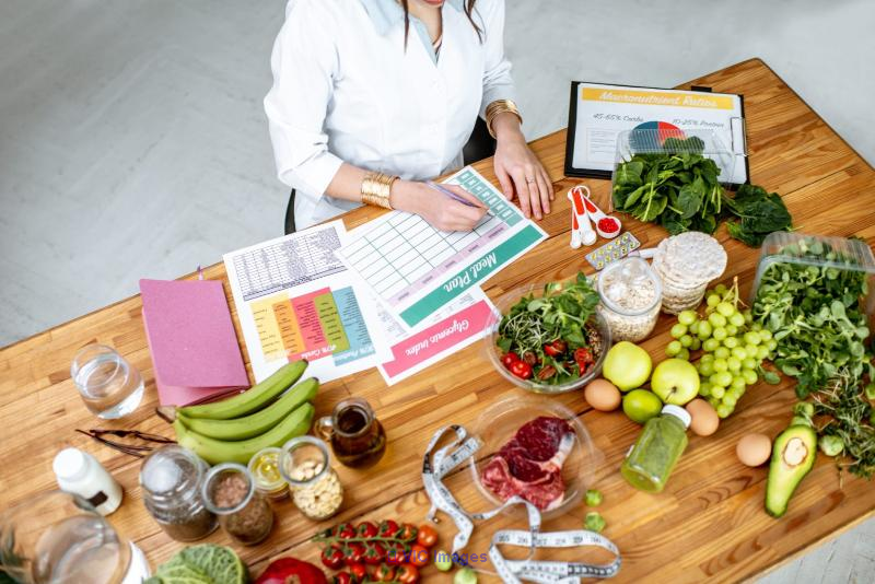Dietitian in Delhi | Guiding You