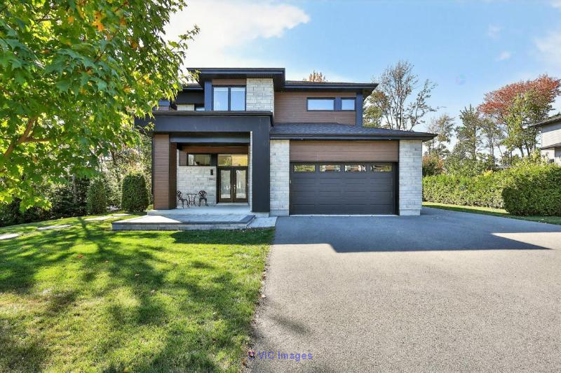 Exceptional Home – Mirabel en Haut Neighborhood
