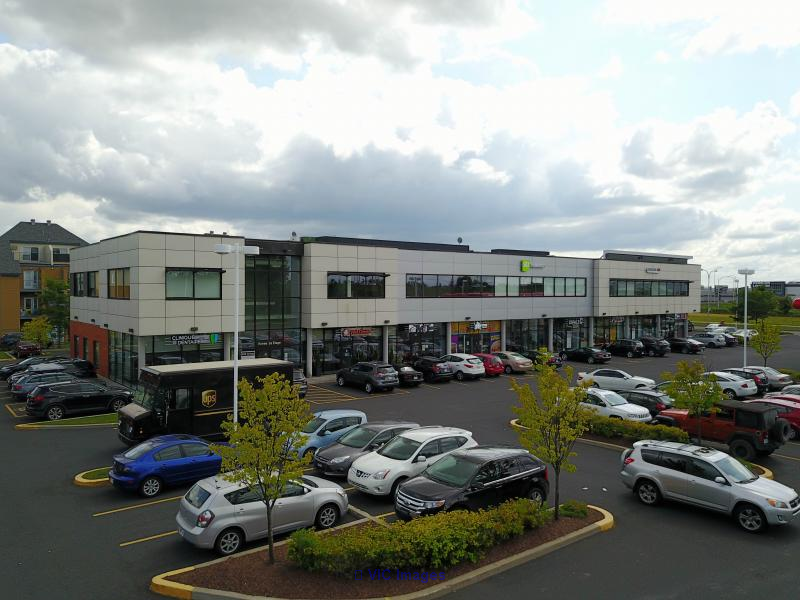 Brossard DIX30 – Office Spaces (777 sq. ft. & 2,679 sq. ft.)