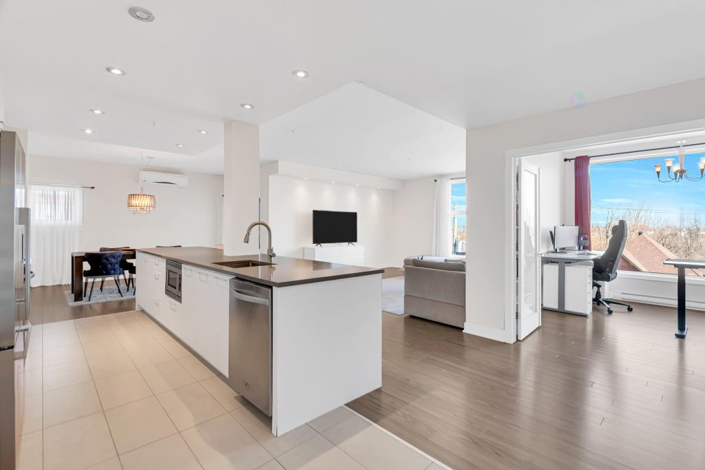 Spacieux condo 1565 pc 5 1/2 à St-Constant