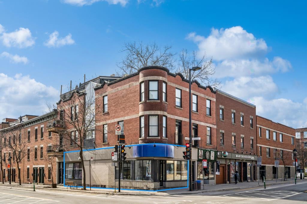 2663 sq. ft. Exceptional Visibility Ville-Marie Mtl