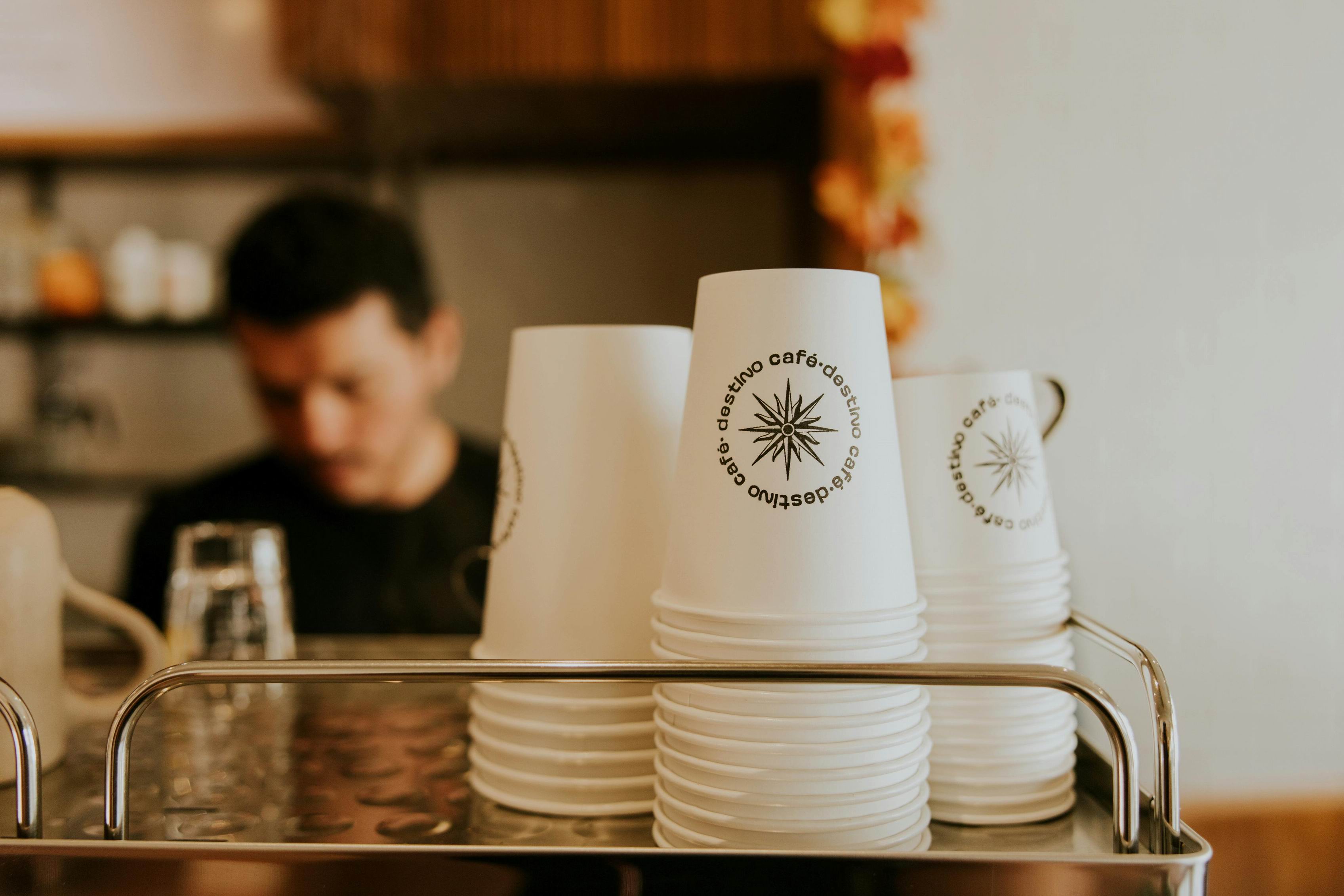 Well-established coffee counter / wine shop in Montreal