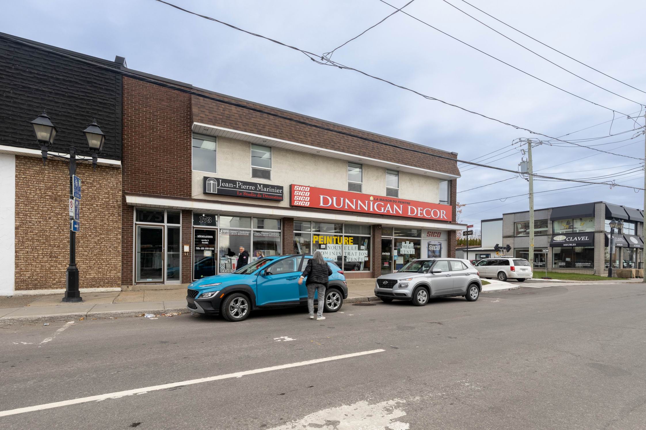 Building for sale or office for rent Downtown St-Jerome