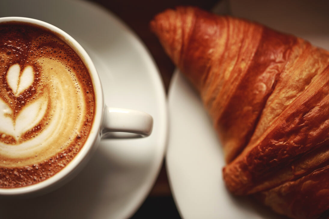 Café in a Renowned Hotel in Downtown Montreal