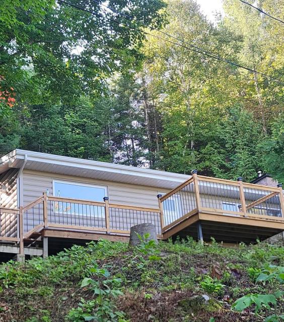 Beautiful Fully Renovated Chalet in Sainte-Adele