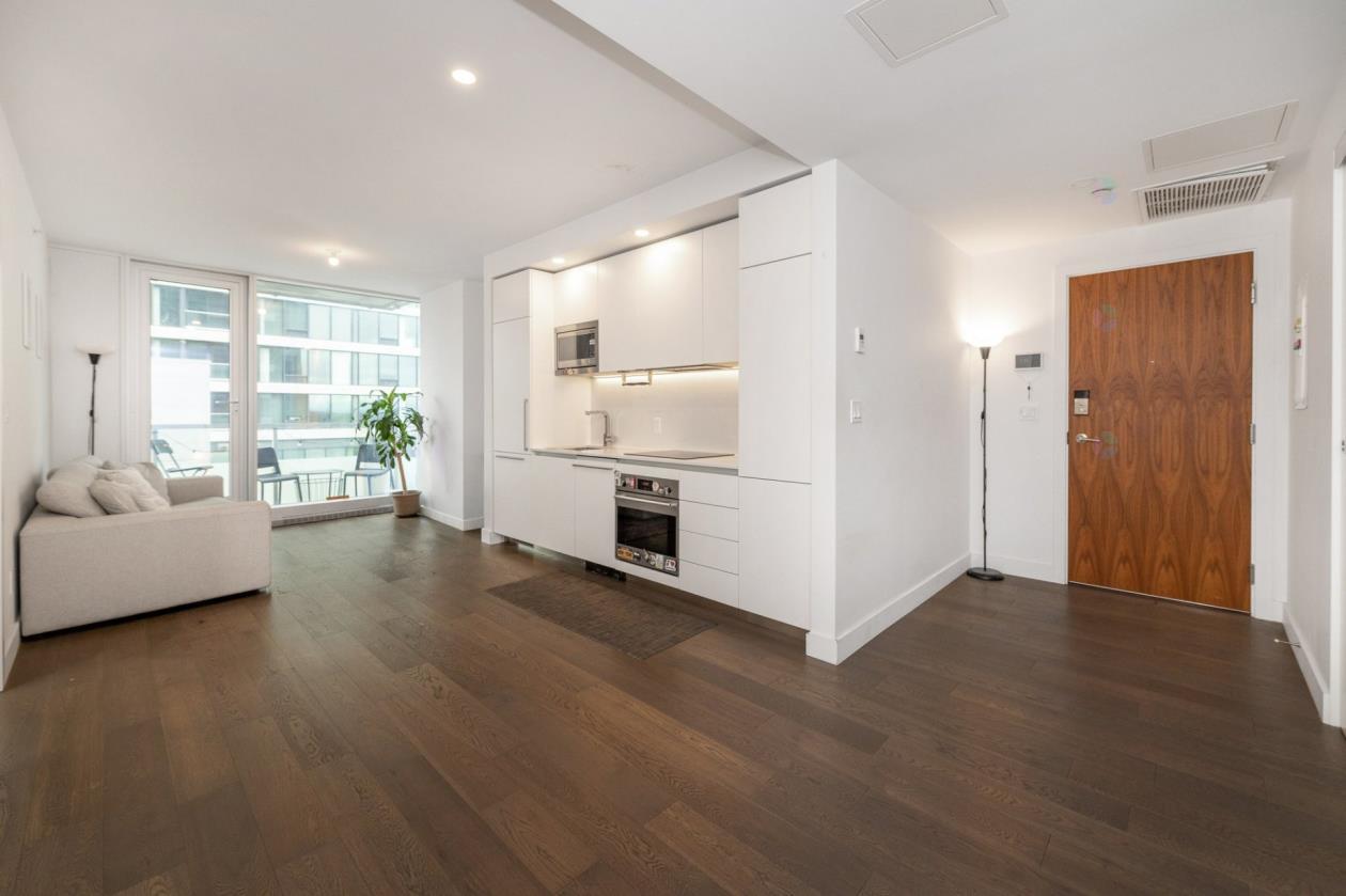 3 1/2 for Rent | YUL Condominiums, Golden Square Mile
