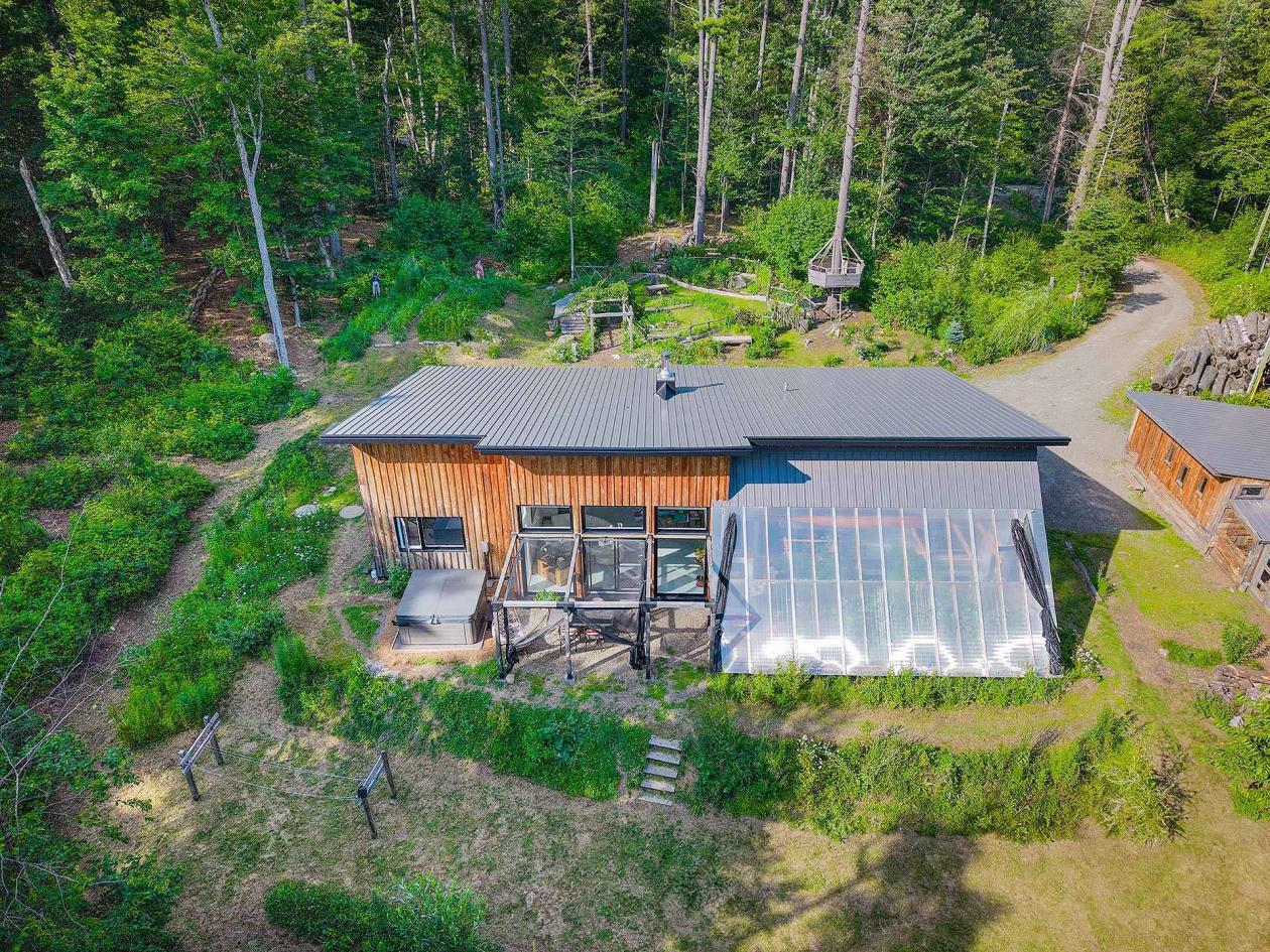 Self-Sufficient Living Home on 10 Acres in the Laurentians