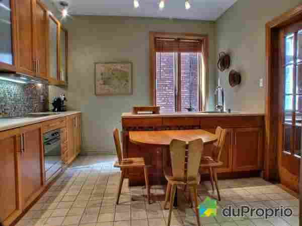 Westmount Adjacent:Condo (lower duplex)-compltely renovated - Photo 1