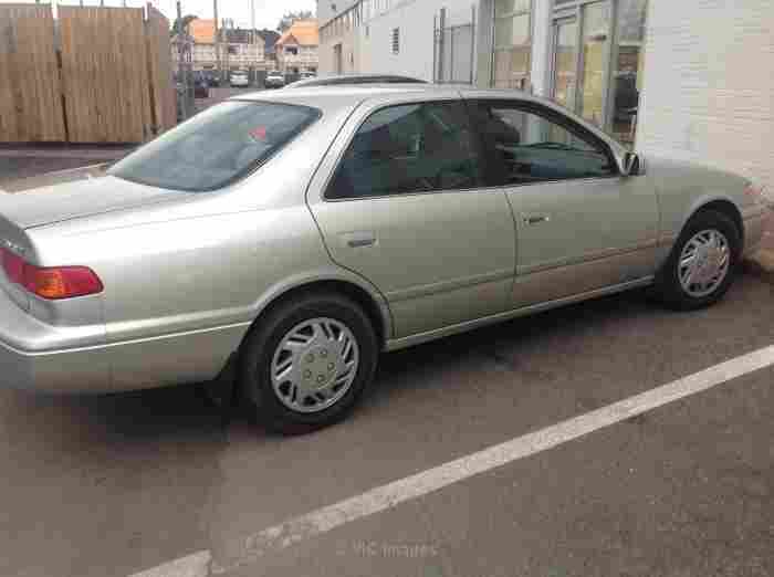2000 Toyota Camry LE
