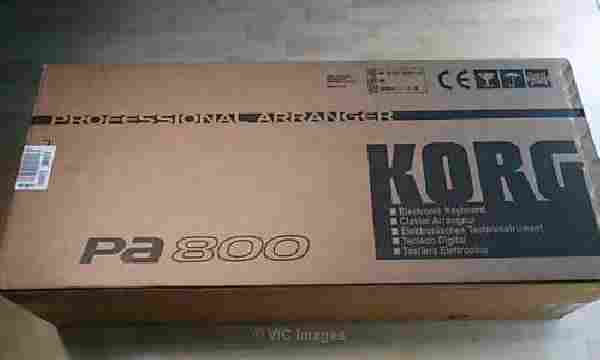 Korg PA800 Pro Arranger ===== 600 EUR
