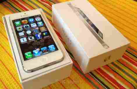 Unlocked Iphone 5 64GB (Buy 2 get 1 free) - Photo 1