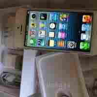 For sell brand new apple iphone4s iPhone5 and a new blackberry torch / bold five samsung gala - Photo 1
