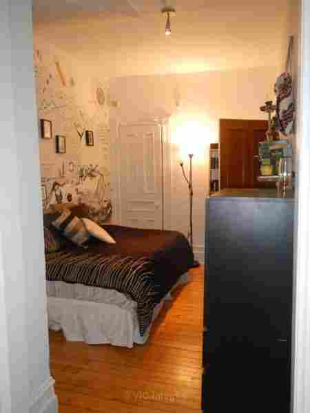 sublet room in big 3 bdroom apt (Plateau mont-royal) - Photo 1