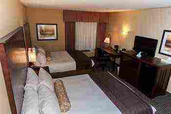 Best Western Maple Ridge Hotel - Photo 1