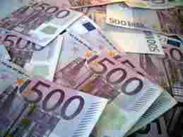  joctroie des prêts allant de 500 à 5.000.000$