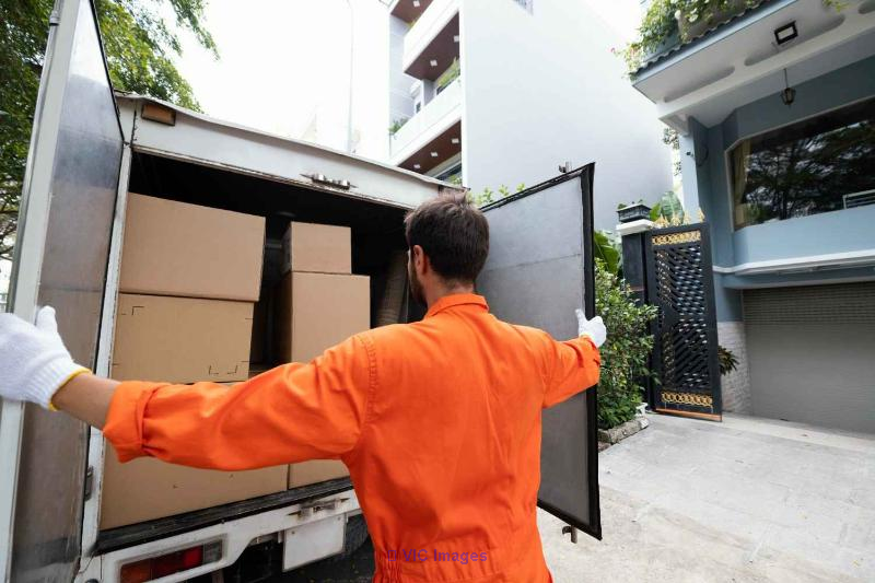 Top-Rated Furniture Delivery Service in Vancouver  Bold Mile - Photo 3