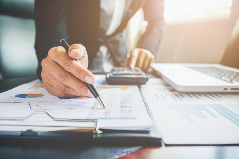 Expert Income Tax Advisory Services in Calgary - Photo 1