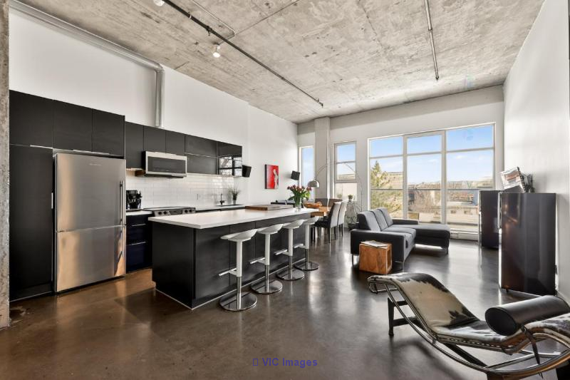 Loft haut de gamme au cachet industriel Marché Jean-Talon