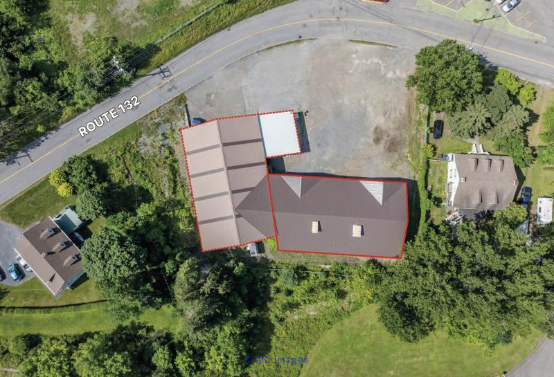 Commercial space for rent Riviere-du-Loup 2,000 to 9,828 sqft - Photo 2