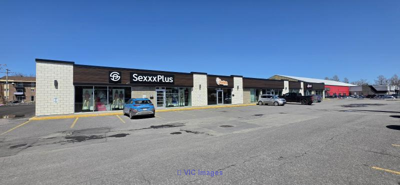 St-Jean-sur-Richelieu - Local à louer 2500 à 5000 pi/ca - Photo 2