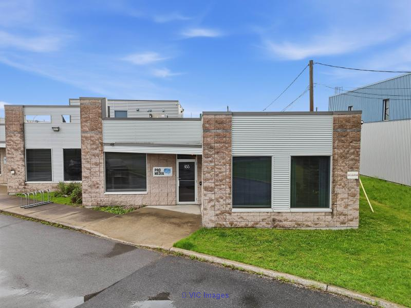 1,800 sqft Office space for rent in Brossard - Photo 3