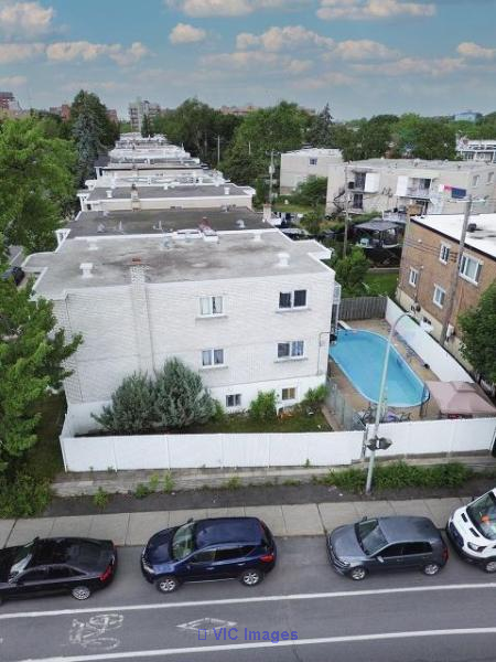 Duplex + Bachelor  Triple Occupancy  Anjou - Photo 3