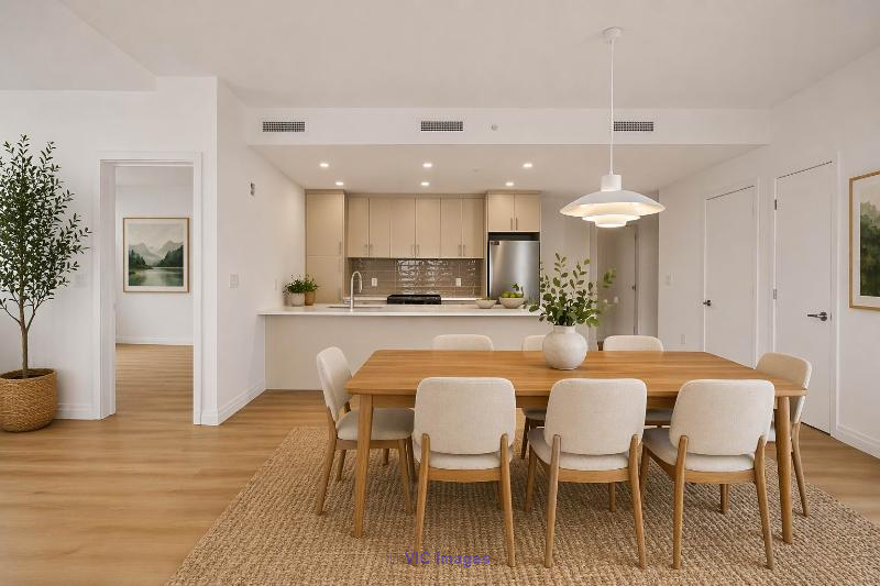STEP INTO THE ELEGANCE OF LE GRAY - Photo 1