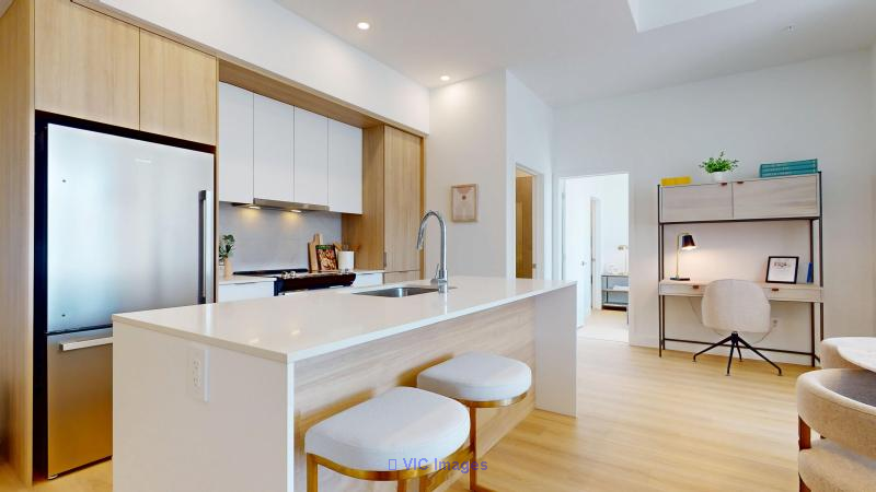 Hemisphere, upscale 5 1/2 condo in Pointe-Claire - Photo 3