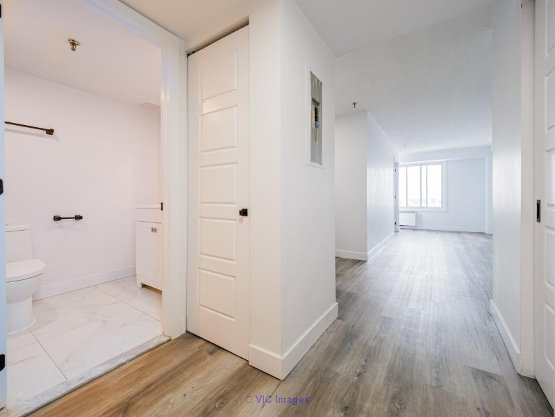 1 MONTH FREE - Downtown Montreal Studio & 1-Bdr, Gym, Pool - Photo 2