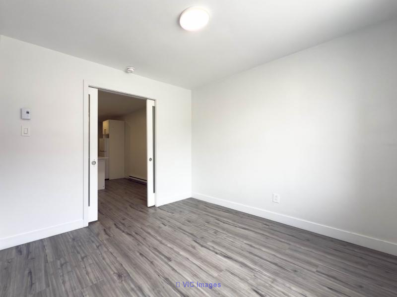 Modern Studios by Viau Metro  $940/Month - Photo 3