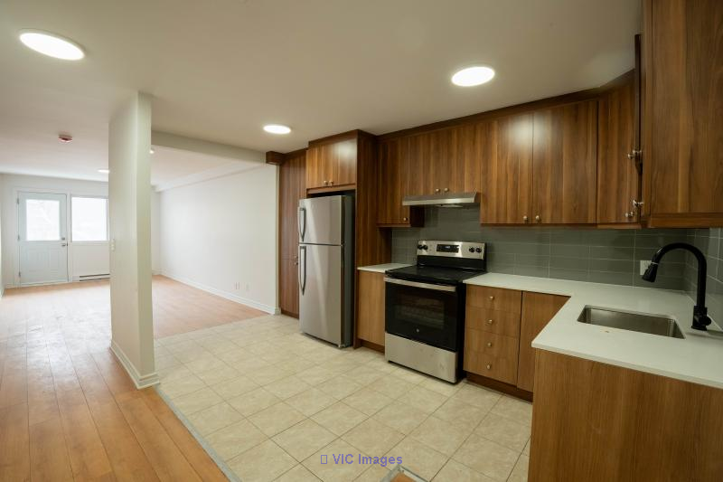 Riverside Living: Reno`d 1, 2, 3 BR Montreal-North - Photo 2