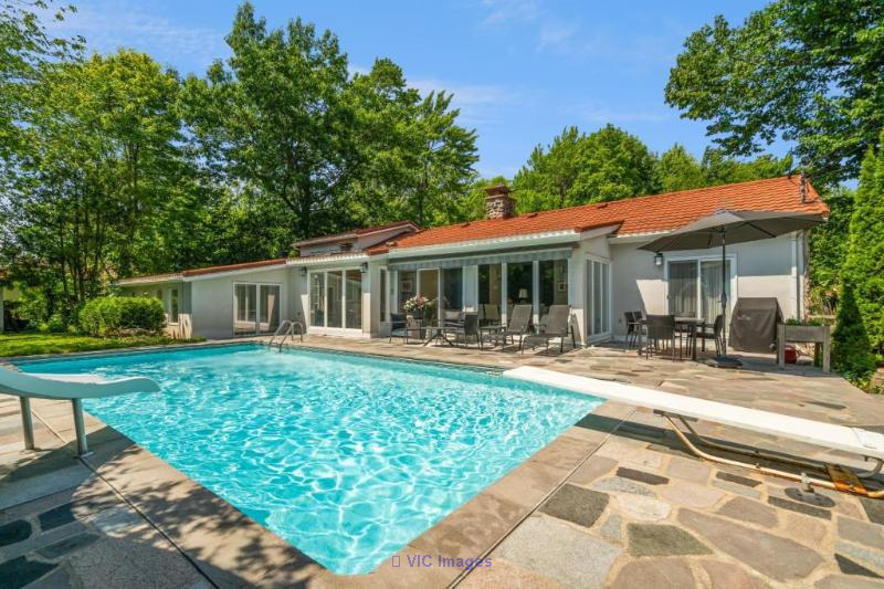 Spectacular Luxury Property  Saint-Jean-sur-Richelieu - Photo 2