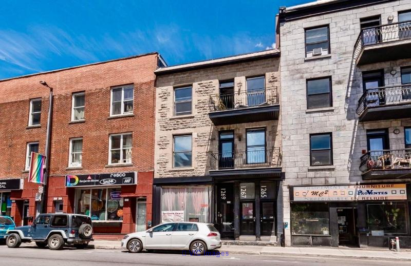 Commercial condo 1,277 sq. ft. Downtown Montreal - Photo 1